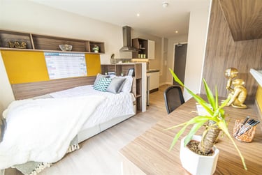 1 bed studio, Calton Road, Holyrood, Edinburgh, EH88DP - Image 15